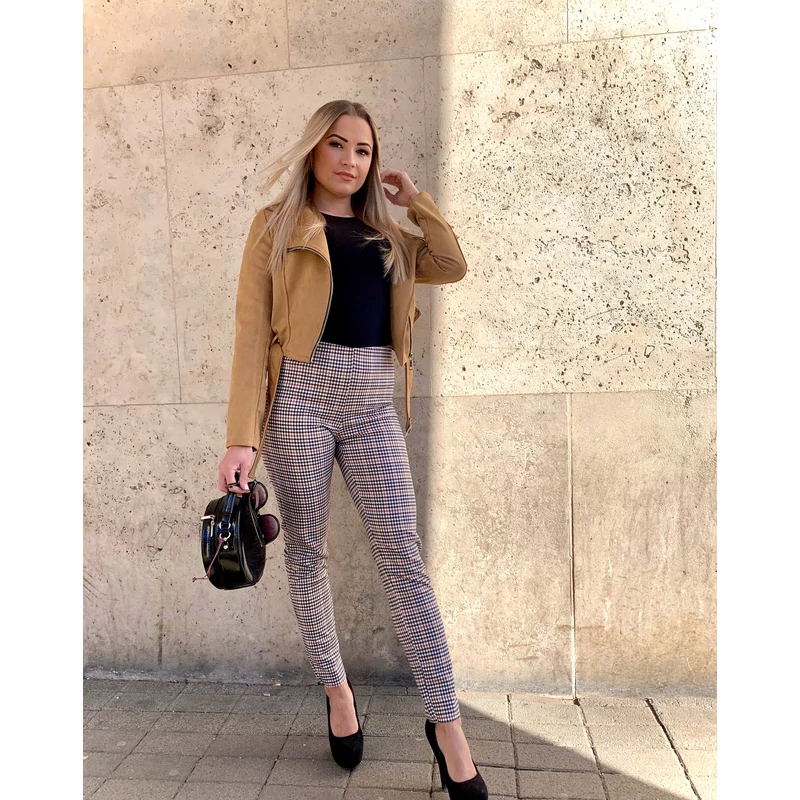 Bársonyos anyagú, kockás leggings